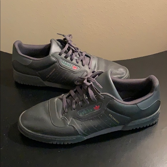 reebok calabasas black